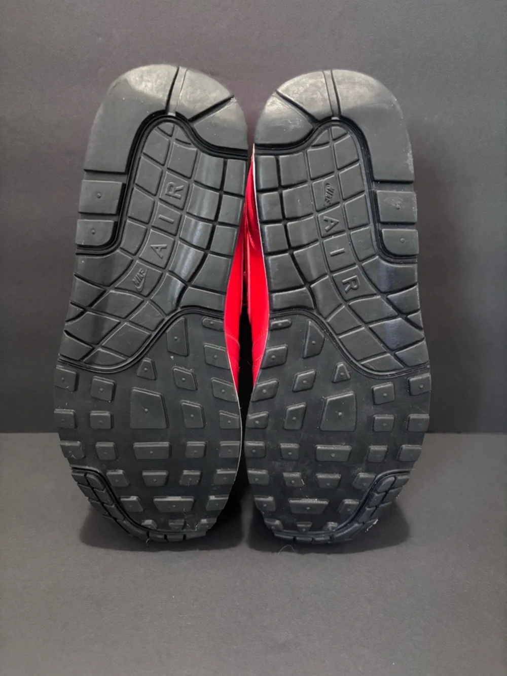 Nike Women’s Air Max 1 SE 8.5 W / 7 M - Bright Crimson - Picture 6 of 14